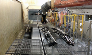 クリーンルーム化された塗装工程